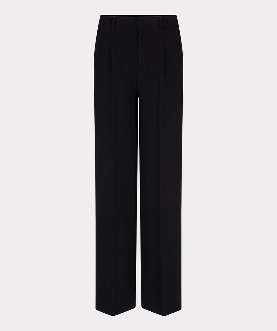 EsQualo_2025-Fall_000_F25.10505