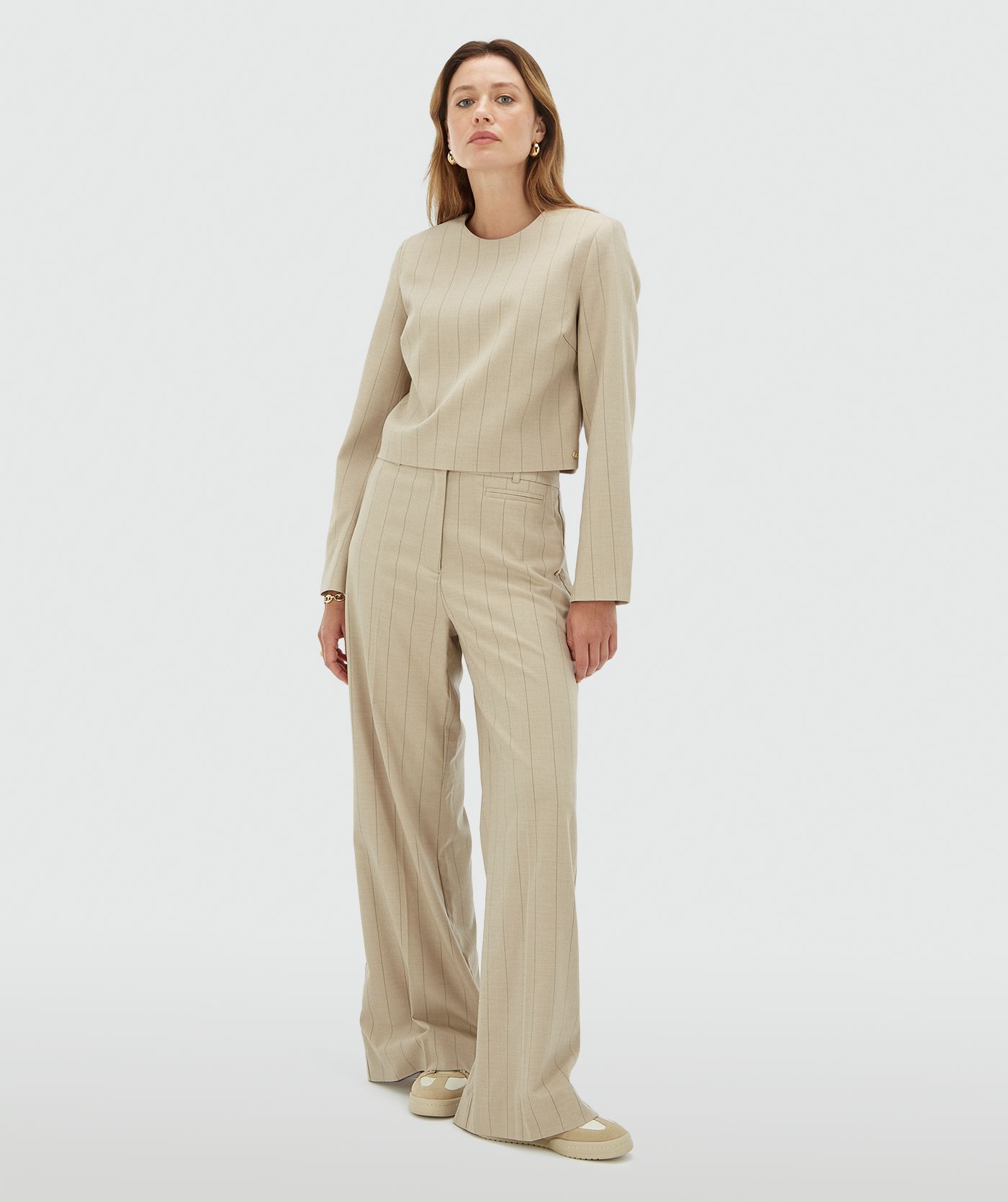 vivanna_light-beige_jv-2509-0104-531_winter-25-drop-1_bm_101