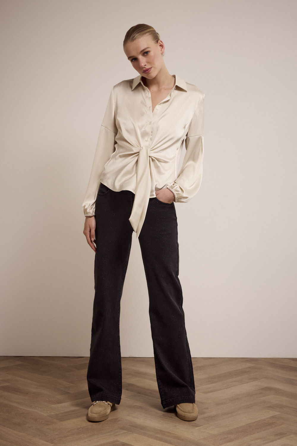 25-05_Tramontana_Fall25_e-comm-Shot73-1474