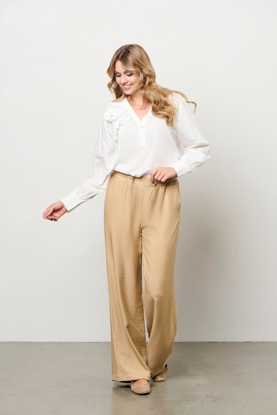 CO-WOMAN_Carry-over-SpringSummer-1-2026_61040_PA410_9