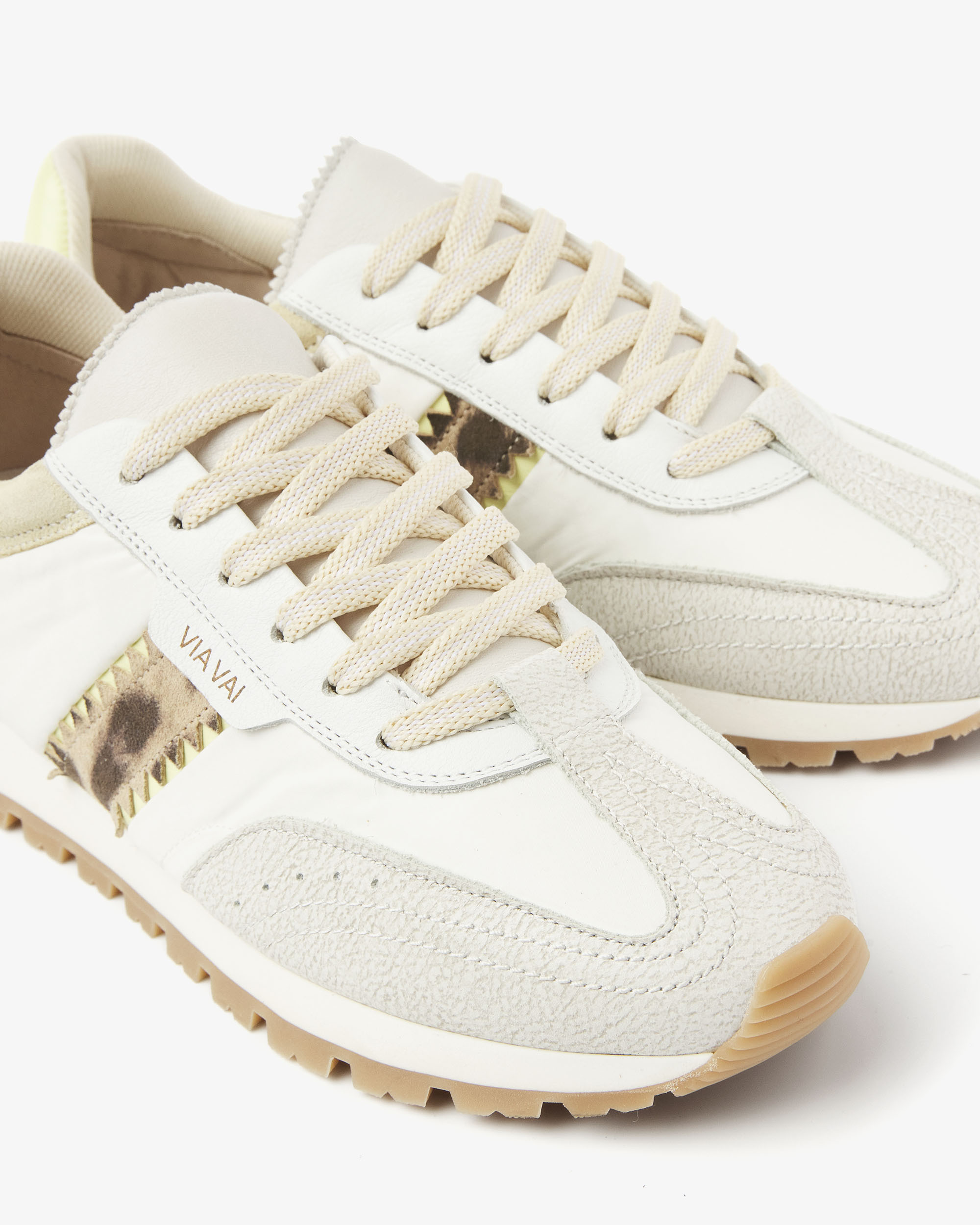 VIA-VAI-WO_SS26_716_62399-01-716_5